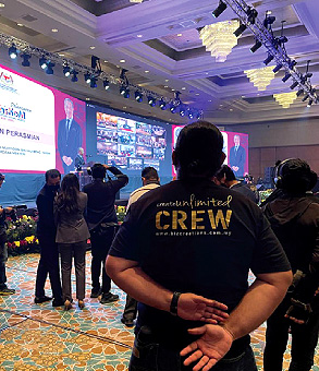 work_image_1
